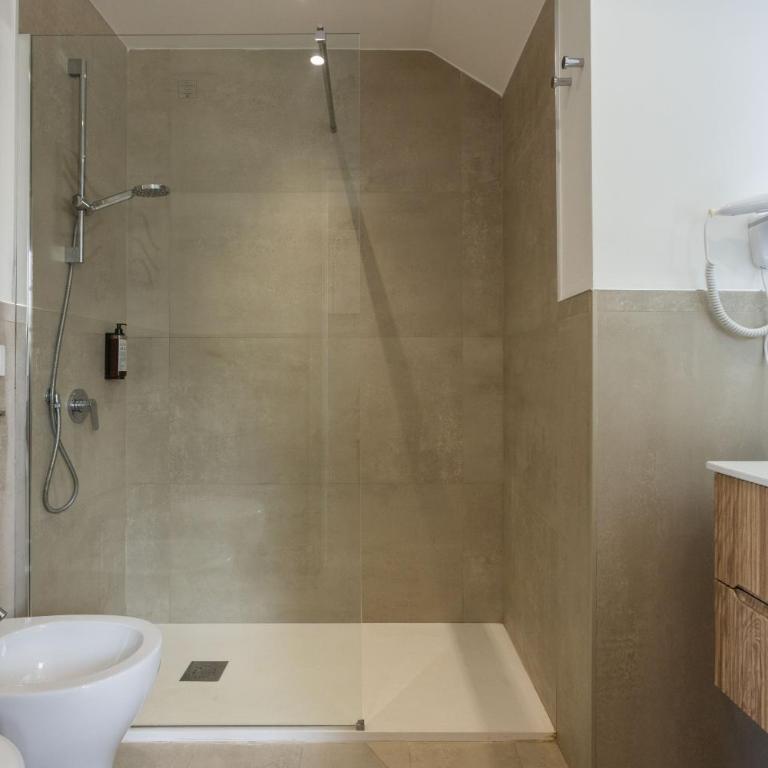 Marina Longa Sea Residence - Apartamento de 1 dormitorio con vistas al jardín - 18