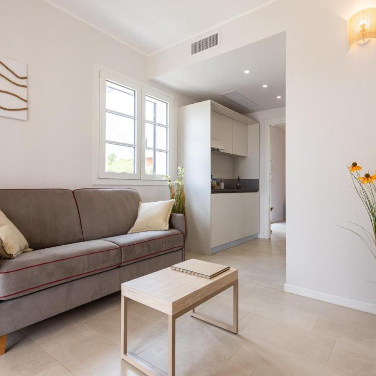 Marina Longa Sea Residence - Apartamento de 1 dormitorio con vistas al jardín - 6