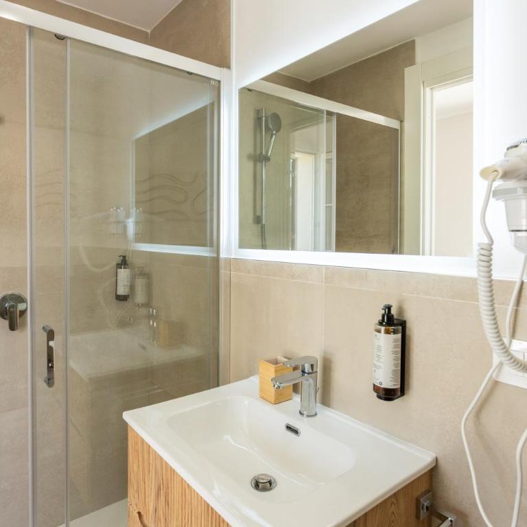 Marina Longa Sea Residence - Suite con bañera de hidromasaje - 30