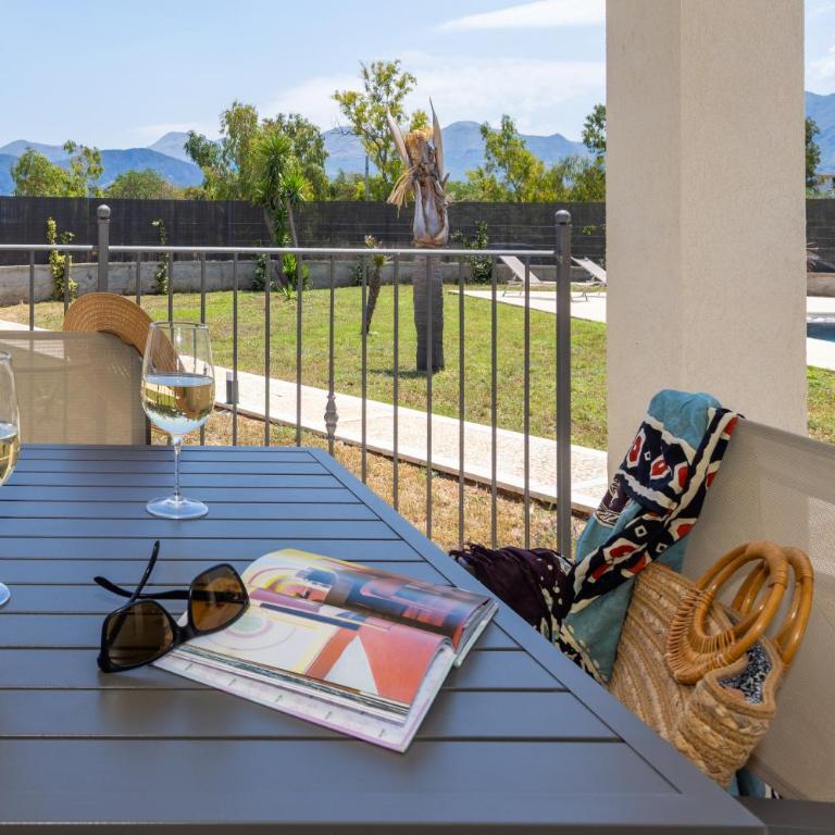 Marina Longa Sea Residence - Apartamento de 2 dormitorios con balcón y terraza - 15