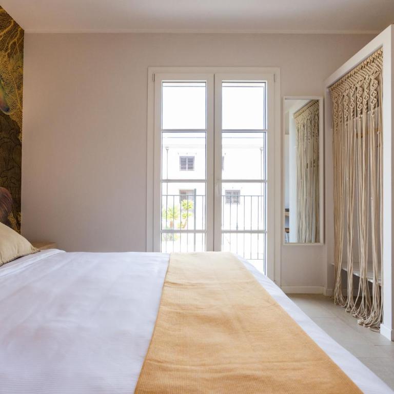 Marina Longa Sea Residence - Suite con balcón - 5