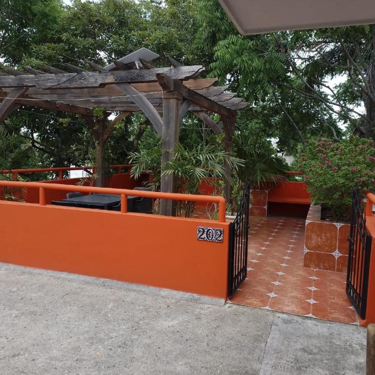 Kam Na Ha 202 - Elegant 1-Bedroom Retreat with Rooftop Oasis and Pool - Apartamento de 1 dormitorio - 11