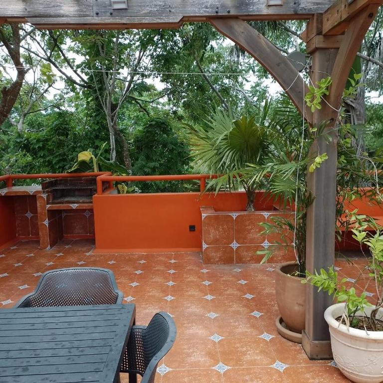 Kam Na Ha 202 - Elegant 1-Bedroom Retreat with Rooftop Oasis and Pool - Apartamento de 1 dormitorio - 21