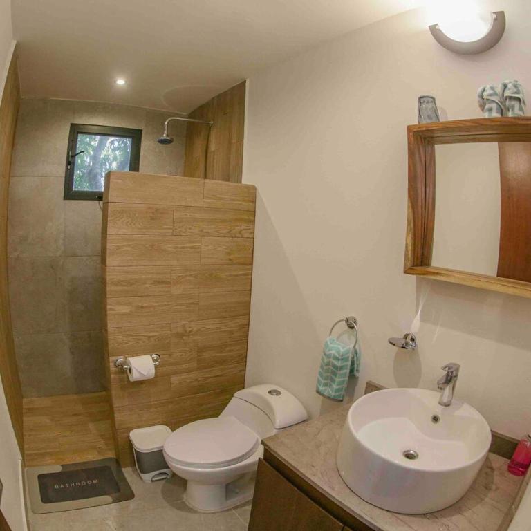 Kam Na Ha 202 - Elegant 1-Bedroom Retreat with Rooftop Oasis and Pool - Apartamento de 1 dormitorio - 38