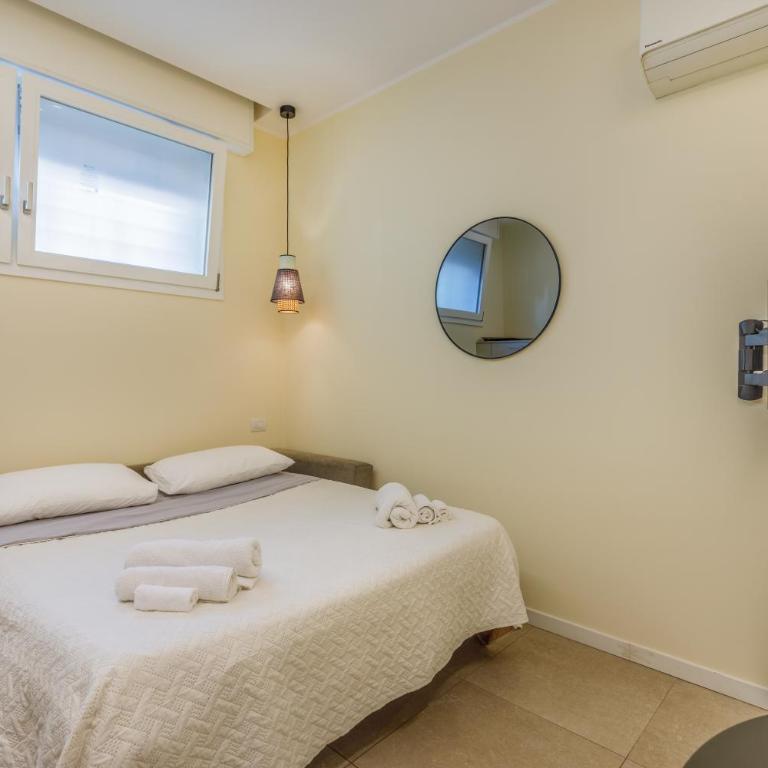 Urban Green Retreat - MotorValley Vibes - Monolocale Deluxe - 2
