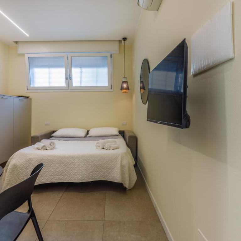 Urban Green Retreat - MotorValley Vibes - Monolocale Deluxe - 4
