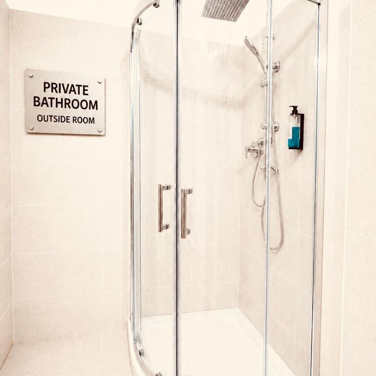 Rialto Room City Centre - Double or Twin Room - 4