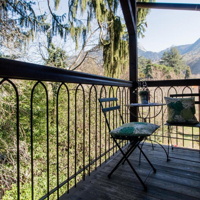 Schloss-Castel Pienzenau - Guestrooms & Apartments - B&B-Hotel & Restaurant - Monolocale con Vista Giardino - 9