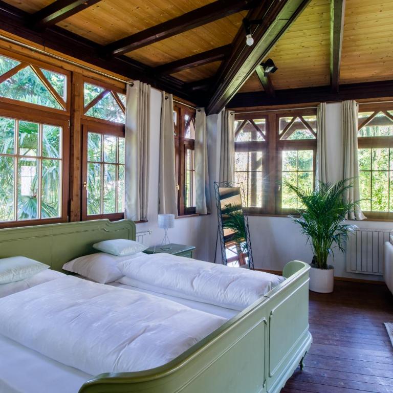 Schloss-Castel Pienzenau - Guestrooms & Apartments - B&B-Hotel & Restaurant - Monolocale con Vista Giardino - 8