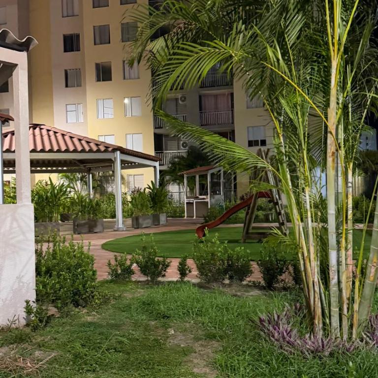 Descanso Total en Girardot espacios para disfrutar y compartir - Two-Bedroom Apartment - 2