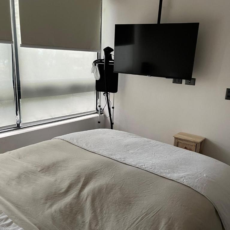 Apartment in Ñuñoa Metro, Pool, Gym, Cafes, and Stadium - Apartamento de 1 dormitorio - 17