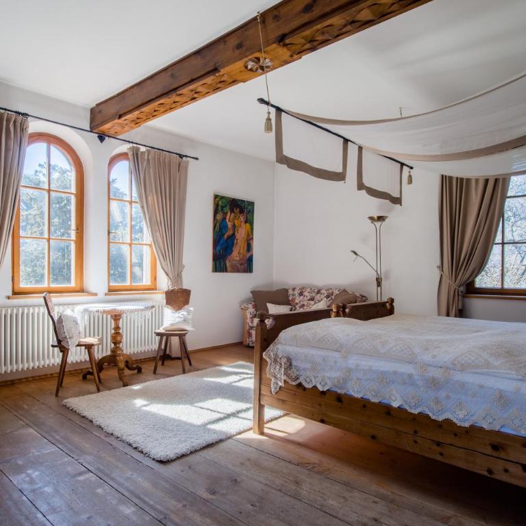 Schloss-Castel Pienzenau - Guestrooms & Apartments - B&B-Hotel & Restaurant - Camera Matrimoniale con Terrazza - 7