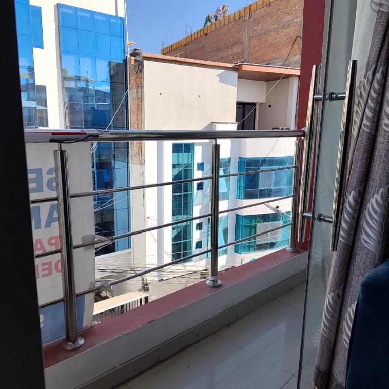 Apartamento Vista Panoramica Ayacucho - Habitación Cuádruple con terraza - 10