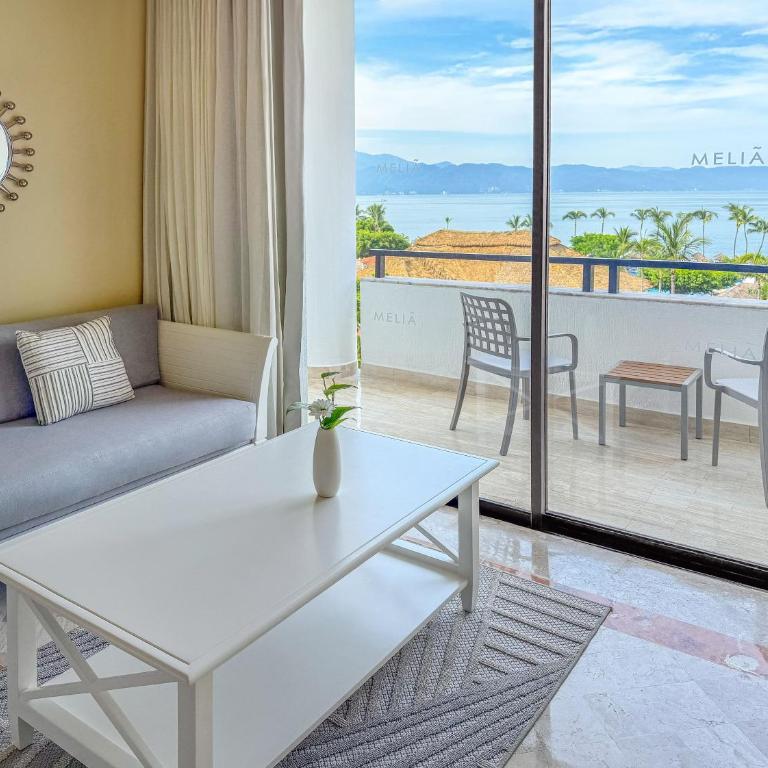 Meliá Puerto Vallarta - Habitación Deluxe con vistas al océano - 6