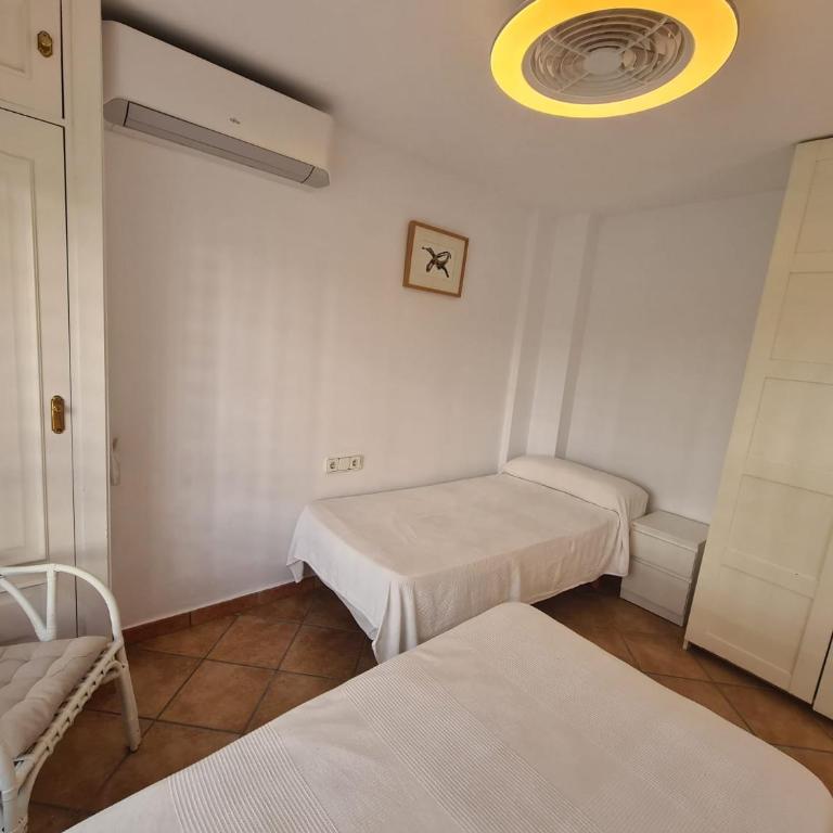 Alsol Apartments - Tres dormitorios, terraza y piscina - Apartamento de 3 dormitorios - 35