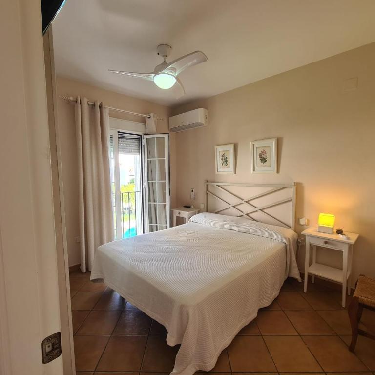 Alsol Apartments - Tres dormitorios, terraza y piscina - Apartamento de 3 dormitorios - 37