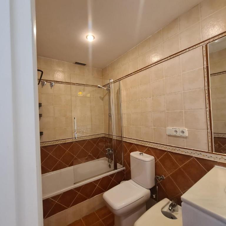 Alsol Apartments - Tres dormitorios, terraza y piscina - Apartamento de 3 dormitorios - 55