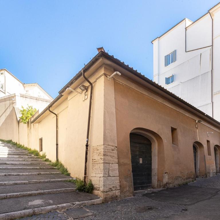 Quiet Trevi Fountain Apartment Courtyard & Patio - Appartamento con 1 Camera da Letto - 5