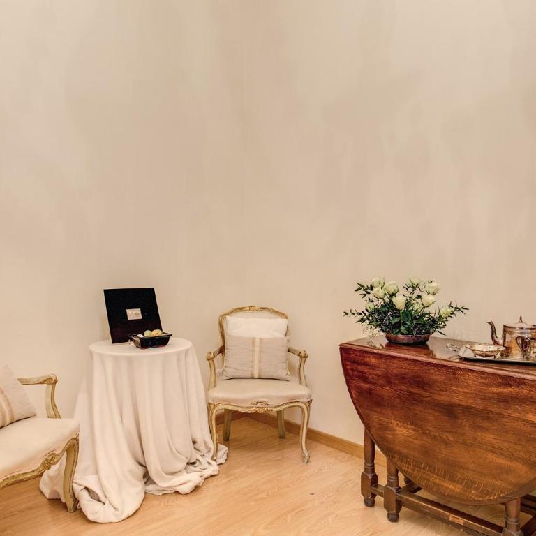 RHH Rome Holiday Home - Appartamento con 2 Camere da Letto - 5