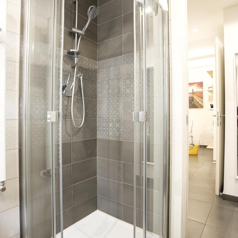 Happy Home Bo Centro FREE PRIVATE PARKING - Appartamento - 42