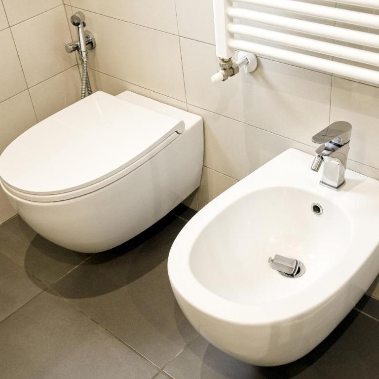 Happy Home Bo Centro FREE PRIVATE PARKING - Appartamento - 44