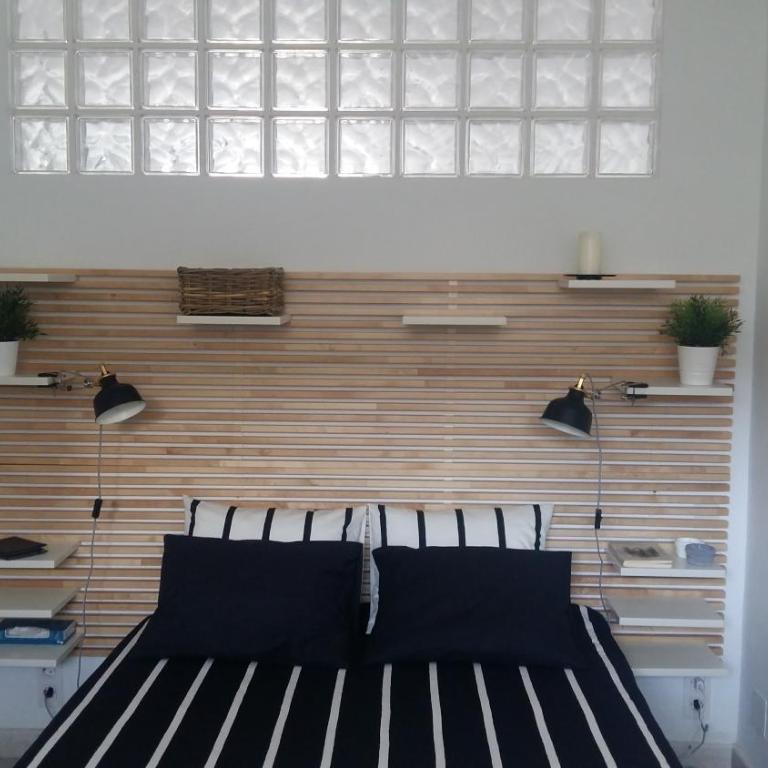 Loma Green - Apartment with Pool View - 11