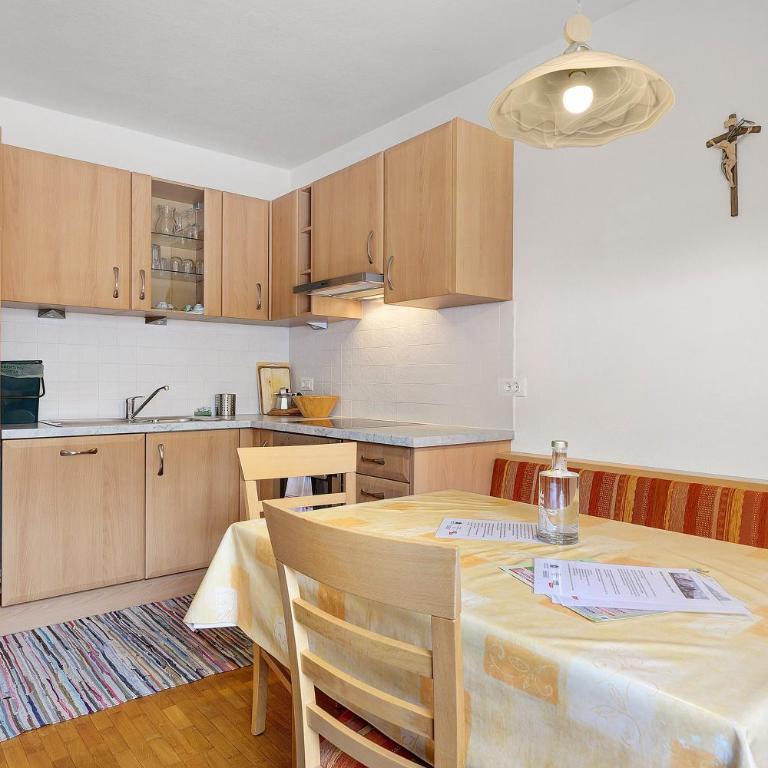 Apartments Goller - Appartamento con 2 Camere da Letto e con Vista Montagna - 11