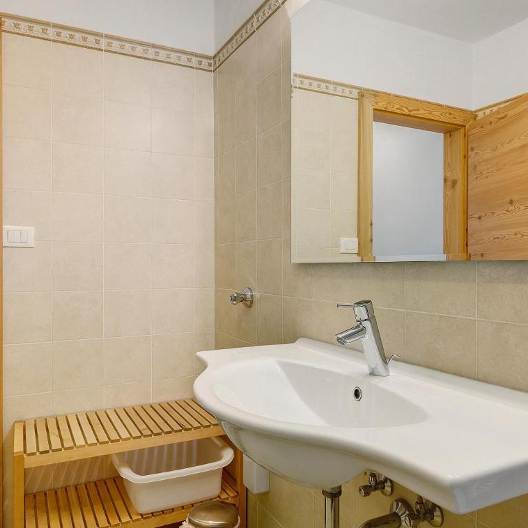 Apartments Goller - Appartamento con 2 Camere da Letto e con Vista Montagna - 21