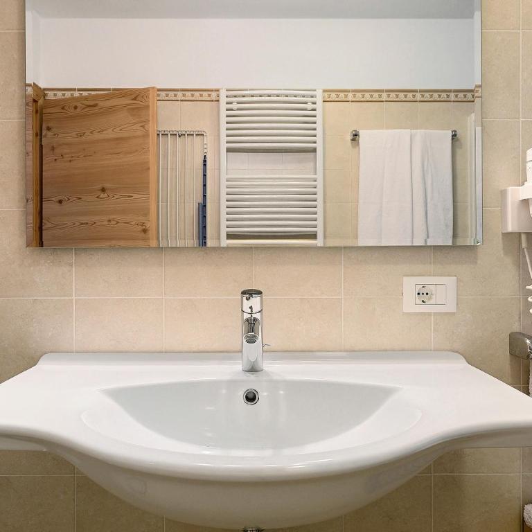 Apartments Goller - Appartamento con 2 Camere da Letto e con Vista Montagna - 29