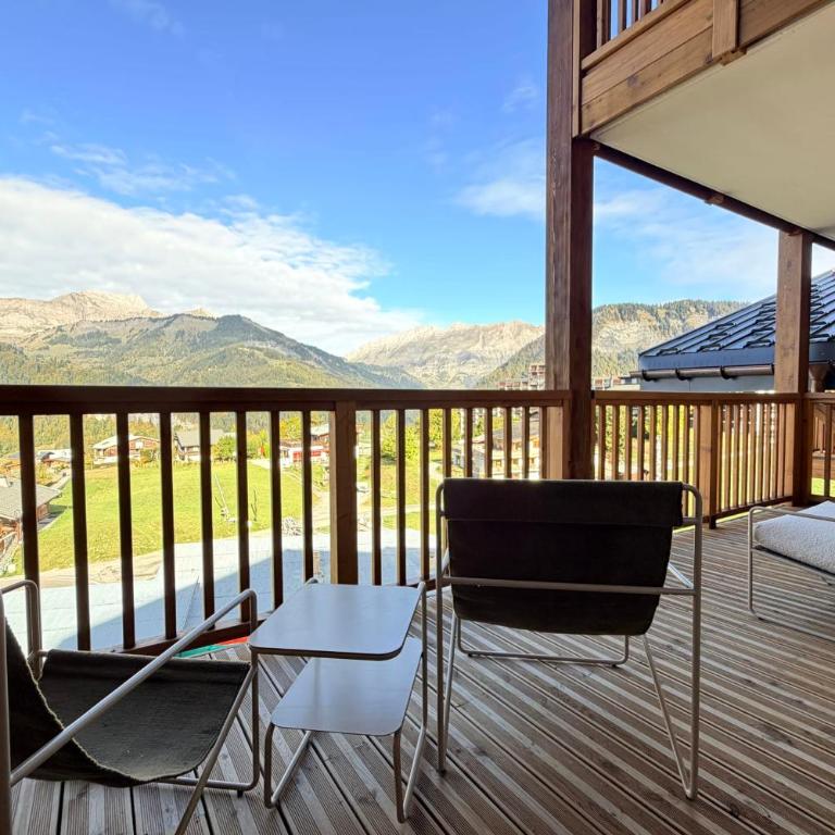 Ski-inski-out apartment with pool - Apartment - 25