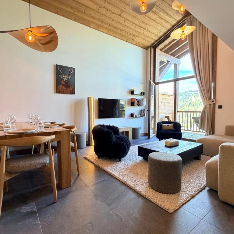 Ski-inski-out apartment with pool - Apartment - 45