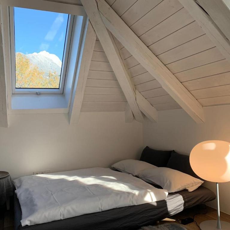 Laurelia Suites - Appartamento con 1 Camera da Letto, Balcone e Vista Montagna - 11