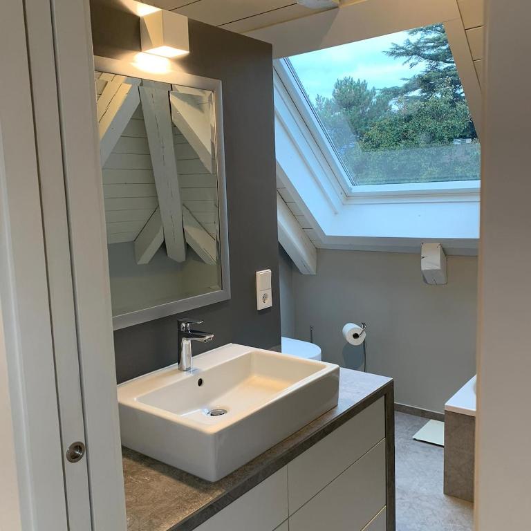 Laurelia Suites - Appartamento con 1 Camera da Letto, Balcone e Vista Montagna - 9