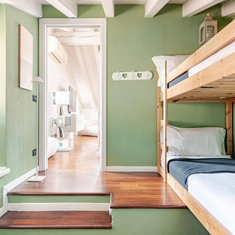 Vanessa's Art Rooftop Attic - City View - San Fedele, Historic Center Como - Appartamento Superior con 2 Camere da Letto - 18