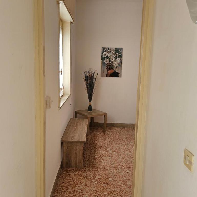 Casa Jerone - City Center - Two-Bedroom Deluxe Apartment with Balcony - 5