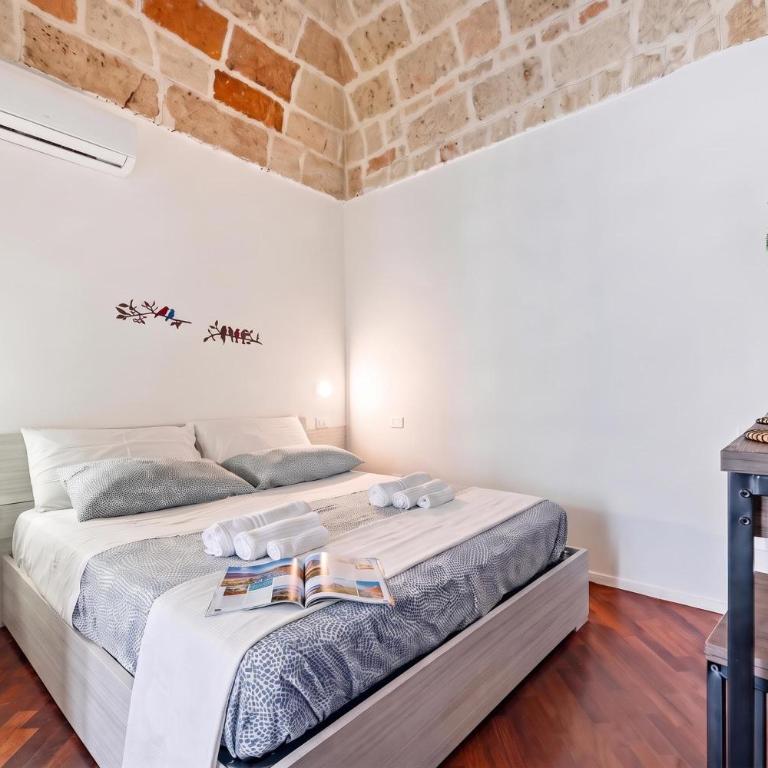 Tresor 39 - Double Room with Balcony - 3