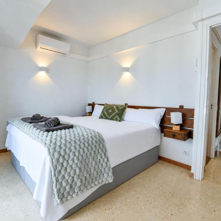 MalagaSuite Sea Horizon with Terrace - Apartment mit 3 Schlafzimmern und Meerblick - 5