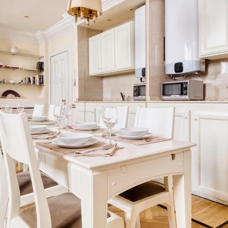 Cozy Central loft - 1 min M1 Conciliazione - Appartamento con 1 Camera da Letto - 6