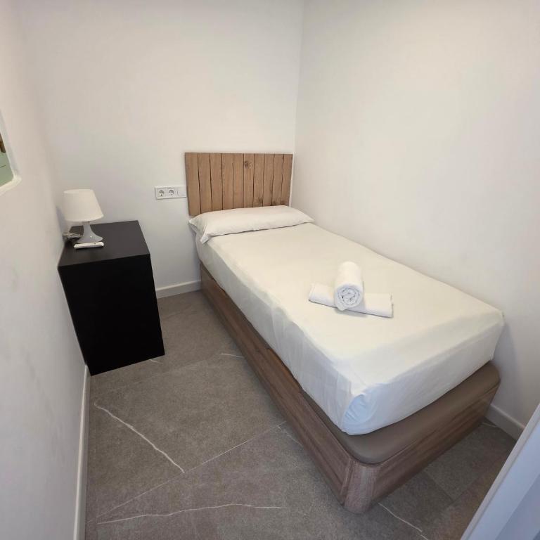 Apartamento Club Medico II Beach IF Benidorm - Two-Bedroom Apartment - 12