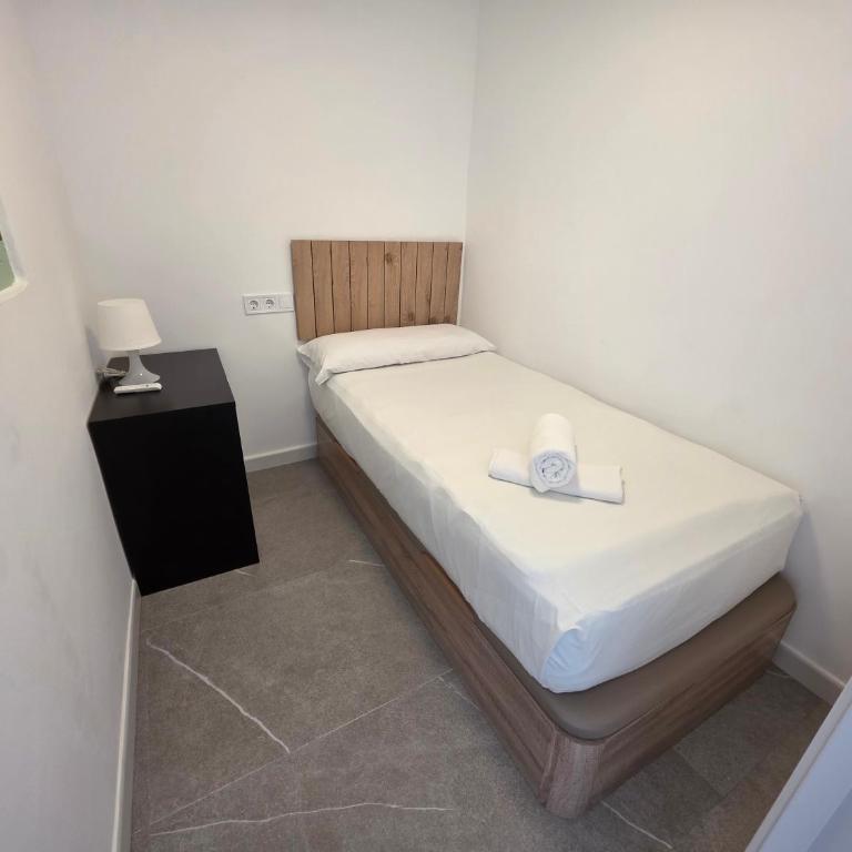 Apartamento Club Medico II Beach IF Benidorm - Two-Bedroom Apartment - 5