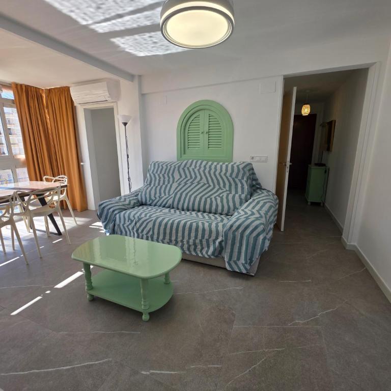 Apartamento Club Medico II Beach IF Benidorm - Two-Bedroom Apartment - 19