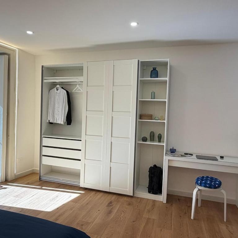 Casa Vacanza NA'Suite Naples Museum & Metro - Appartamento con 1 Camera da Letto con Balcone e Vista Città - 2