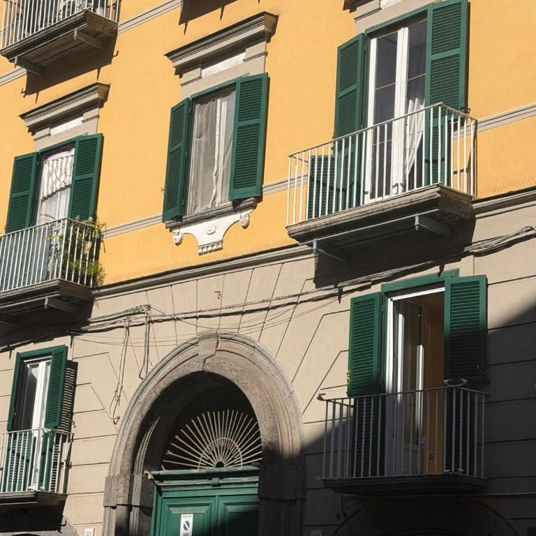 Casa Vacanza NA'Suite Naples Museum & Metro - Appartamento con 1 Camera da Letto con Balcone e Vista Città - 25