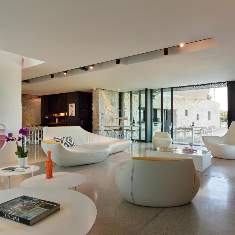 VILLA FARFALLA & GUESTHOUSE - The world unique property with an openable roof - Villa con Piscina Privata - 15