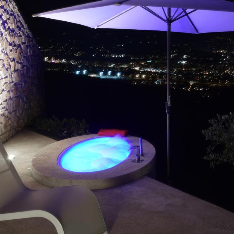 VILLA FARFALLA & GUESTHOUSE - The world unique property with an openable roof - Villa con Piscina Privata - 70