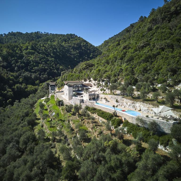 VILLA FARFALLA & GUESTHOUSE - The world unique property with an openable roof - Villa con Piscina Privata - 9