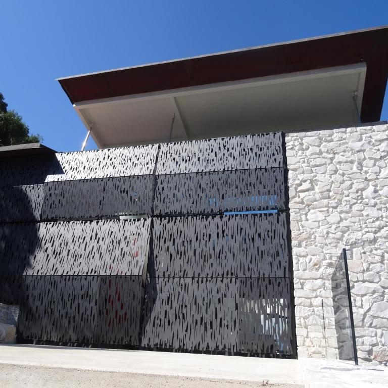 VILLA FARFALLA & GUESTHOUSE - The world unique property with an openable roof - Villa con Piscina Privata - 3