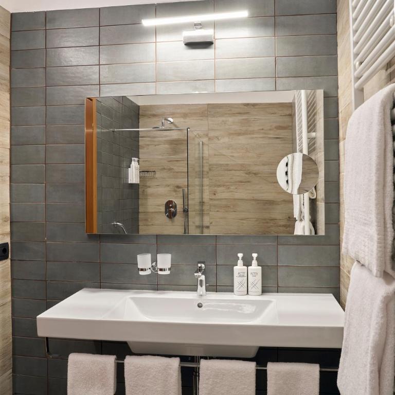 Four Points Flex by Sheraton Parma - Camera King Standard - 1