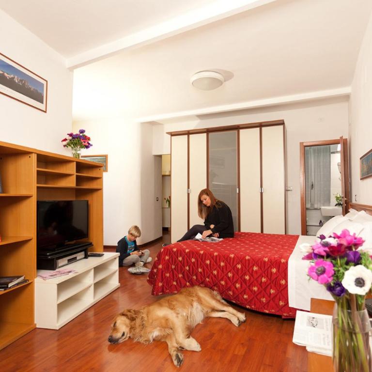 Hotel Helvetia - Camera Familiare Superior - 1