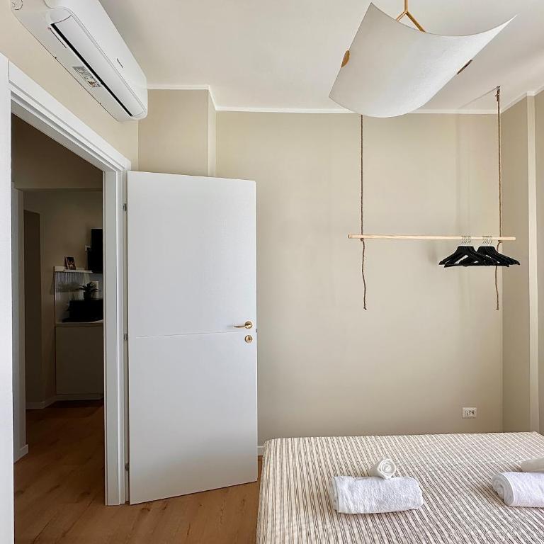 Casaqua Milan Bisceglie Flat, 20 min to Duomo - Appartamento con 2 Camere da Letto e Balcone - 16